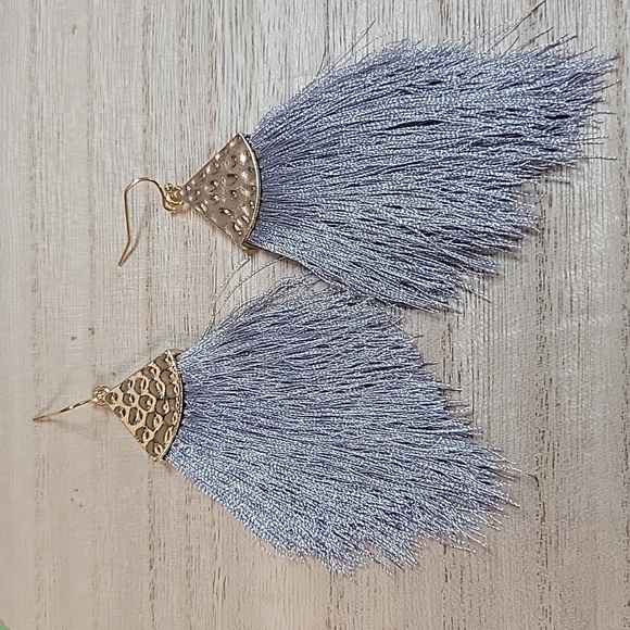 🔥LAST PAIR🔥 Marabou Style Tassel Drop Earrings - Picture 5 of 8